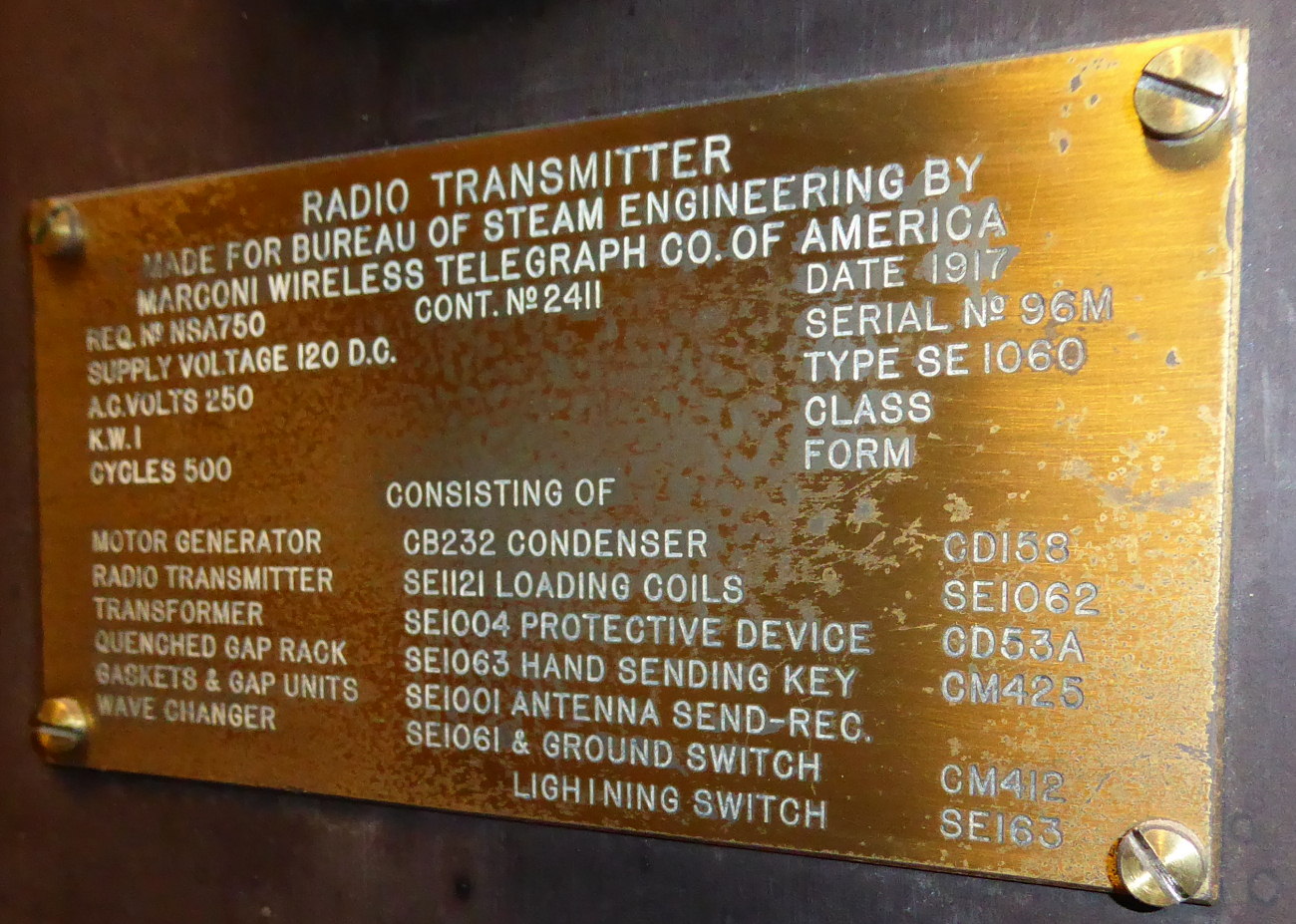 se1060_1917_03 Marconi 1KW Transmitter2.JPG